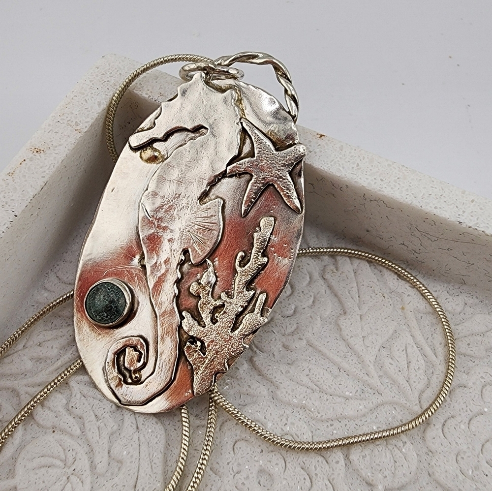 TURQUOISE SEA HORSE PENDANT HANDCRAFTED WITH RECYCLED STERLING SILVER METAL - Picture 3 of 7